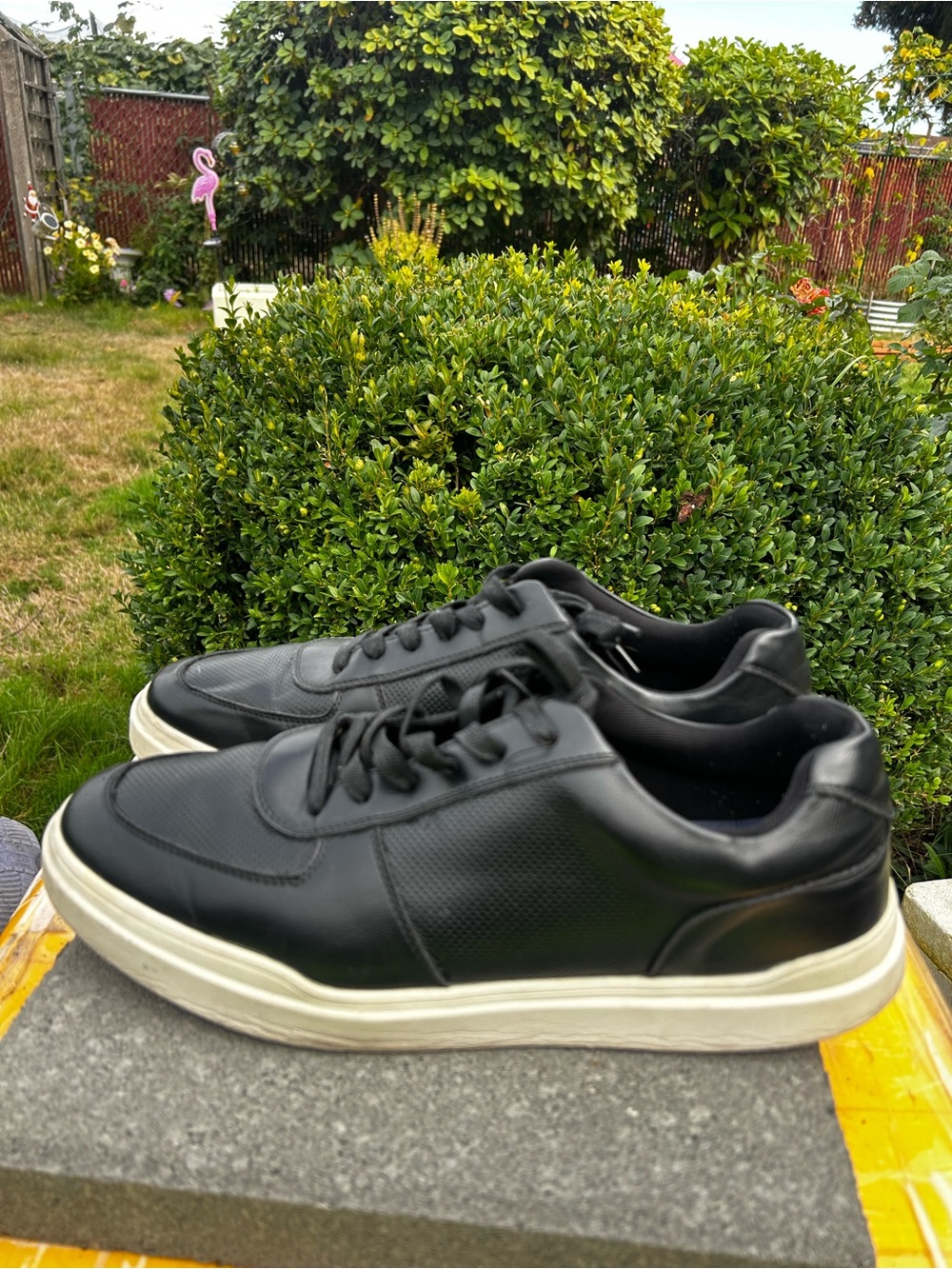 Bruno Marc Men's Black Leather Low-Top Casual Sneakers Size 14
